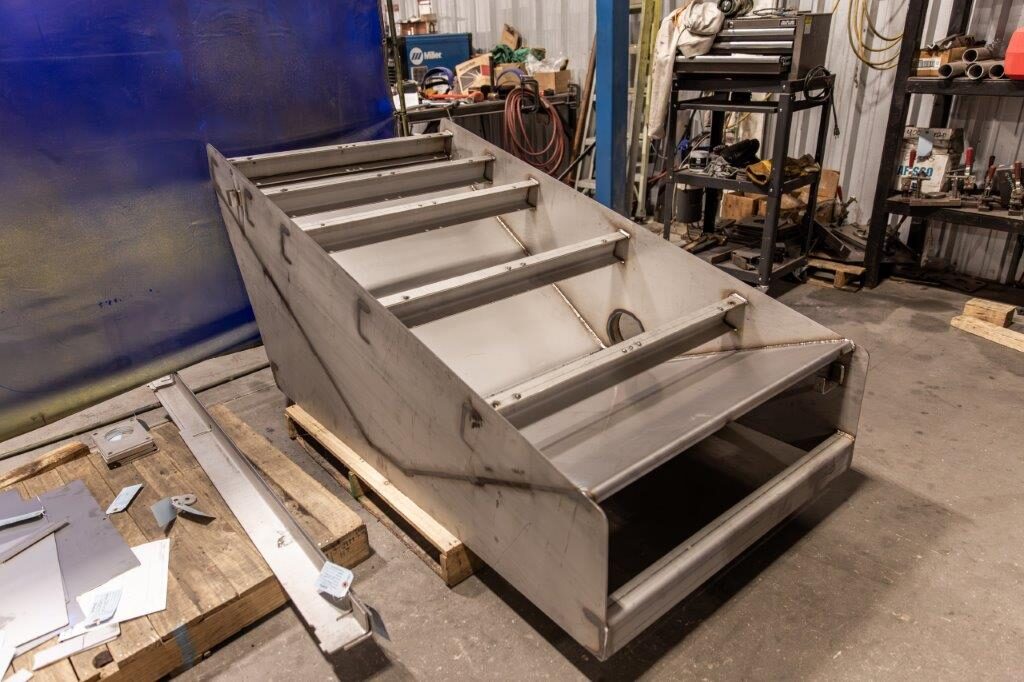 Stainless steel shaker box